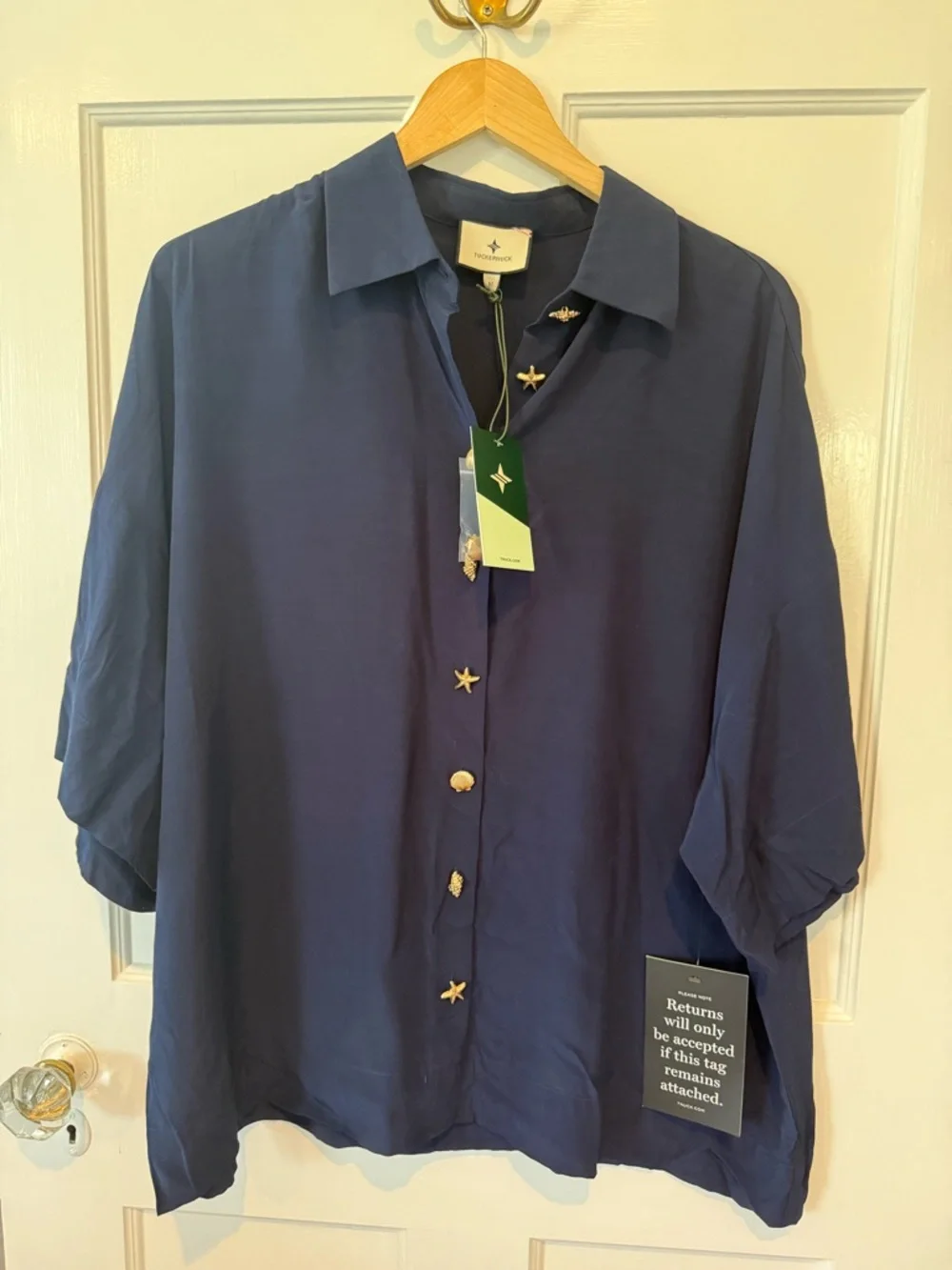 Tuckernuck Navy Viscose Charmeuse Nautilus Blouse Medium M NWT - Picture 6 of 9